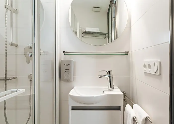 Y Estudios Céntricos Conil