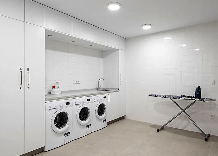 Y Estudios Céntricos Conil Apartahotel 4*