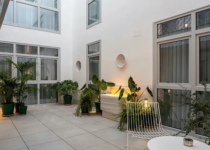 Apartahotel Y Estudios Céntricos Conil