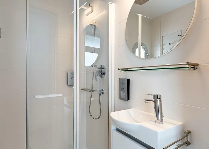 Y Estudios Céntricos Conil Apartahotel Conil De La Frontera